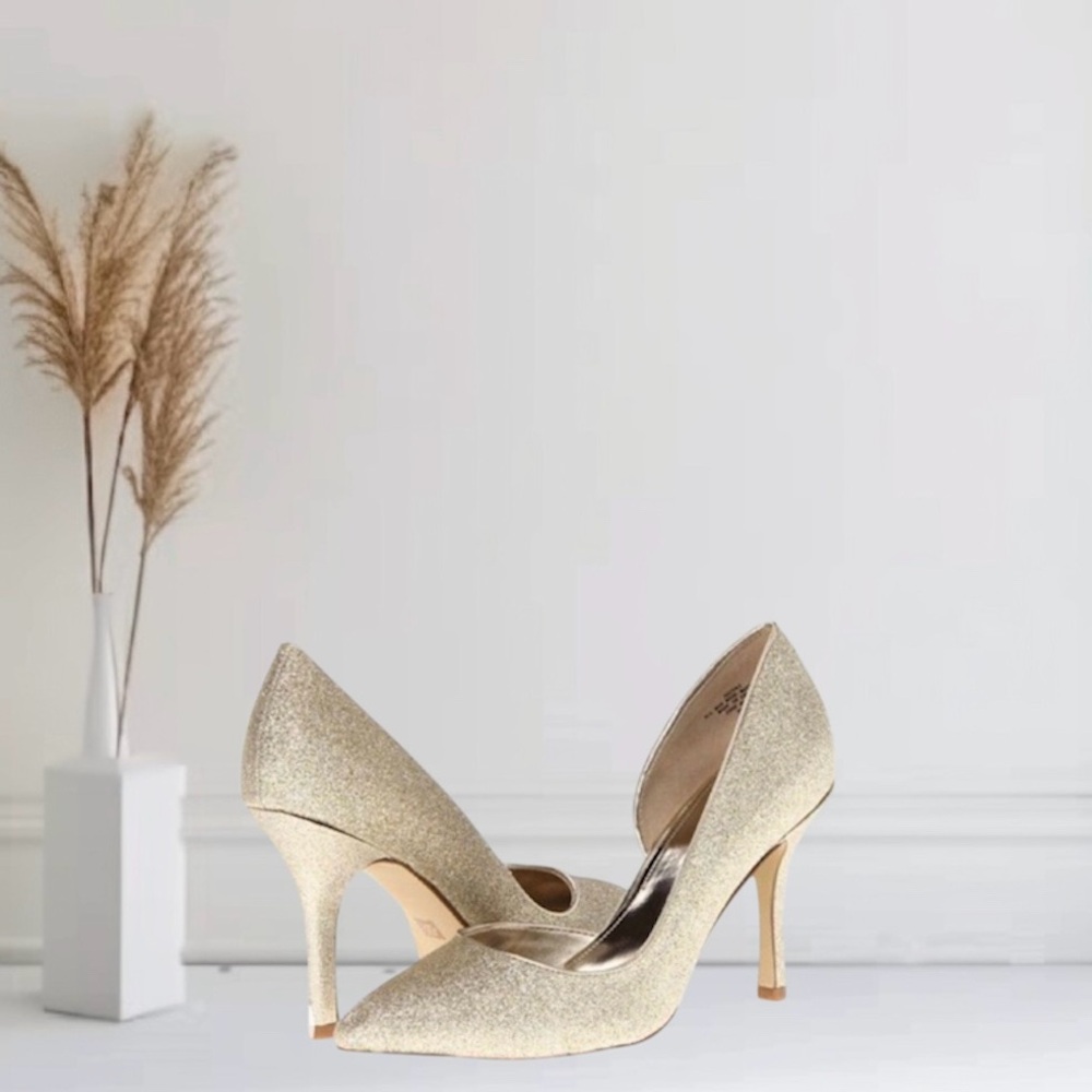 Anne Klein Zya Gold Glitter Pump